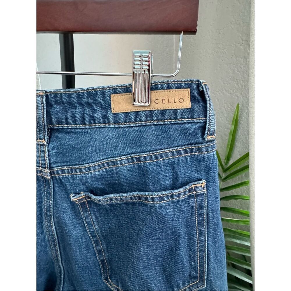 Cello Jeans Women's Juniors High Rise Wide Leg Gaucho Flare Culotte Denim size 3 - Picture 6 of 8